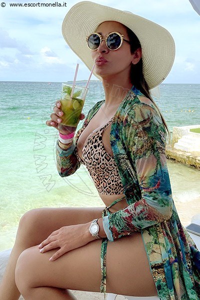 Eliana CANNES 0033754020142