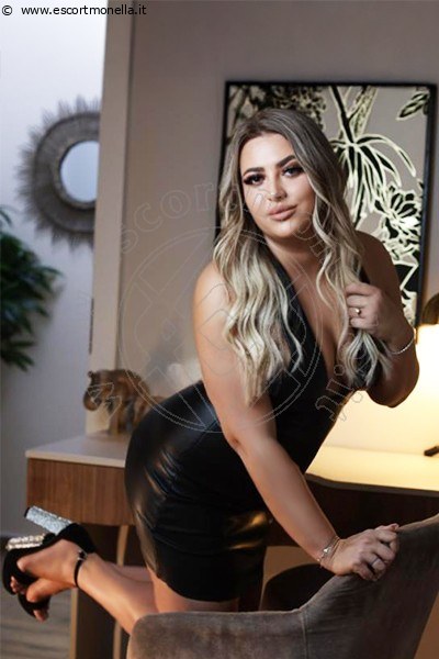 Monicah PAVIA 3533528938